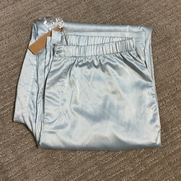 SKIMS Hotel Shine XS Pajama Bottom - Light Blue - Picture 4 of 4